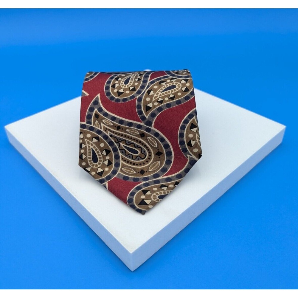 VTG Christian Dior Monsieur Men's USA Made 100% Italian Silk Paisley Tie